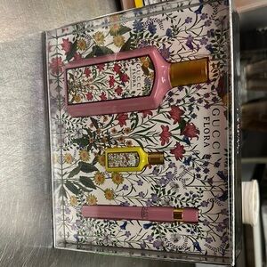 Gucci Flora Pink and Gold Fragrance Trio